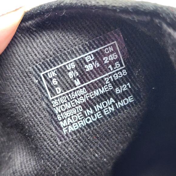 Clarks Camzin Strap Ankle Boots Black Leather Side Zip Buckle Bootie Size 8.5M - Picture 8 of 10